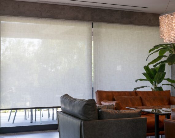 Do czego dobrać kolor rolety w mieszkaniu?